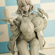 究極の肉体美バニーキャミーに「鬼滅」、人気絵師作品まで「ワンフェス」で見つけた気になるフィギュアをまとめてお届け！【WF2025夏】