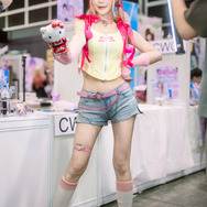 喜多川海夢（ハローキティコラボ）「その着せ替え人形は恋をする」／Rumi（Instagram：rumiibabe）