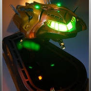 光る『メトロイド』の宇宙船が限定発売