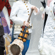 「FGO Fes. 2025」開幕！10周年となるメモリアルフェスは過去最大規模、公式コスプレイヤーと着ぐるみが揃ってお出迎え