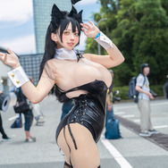 愛宕『アズールレーン』／終夜 蓮（X：@sorcieresommeil）