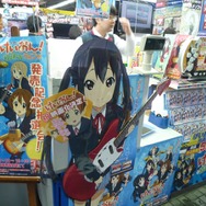 『けいおん! 放課後ライブ!!』発売抽選会、開発チームインタビューも