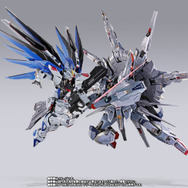 イベント記念品「METAL BUILD プロヴィデンスガンダム」の全員抽選販売が締切間近!ドラグーンの猛攻を演出する「ターレット型新規支柱」を追加した豪華版