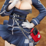 なんてムチムチな太もも…!『アズレン』より「ヤーデ」がSNSイラストをもとに立体化、お茶目なポージングも可愛い