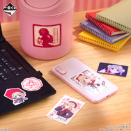 大人気「一番くじ しぐれうい」がオンライン販売!“ドヤ顔”が可愛いマルチスタンドフィギュア、本人描き下ろしのイラストボードなど素敵なラインナップ