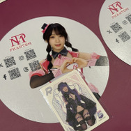 【コスプレ】伊織もえがトランプカードに！？ミニスカート×網ニーハイが可愛すぎて、香港のファンたちの心をグッと掴む【写真15枚】