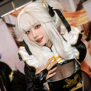 ブラン『勝利の女神:NIKKE』／Aoi（Instagram：aoi._.9z）