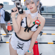 【コスプレ】スタイル抜群なレースクイーンのボルチモア、夏衣装ドロシーやノエル団長まで「コミケ106」美女レイヤー10選【写真】