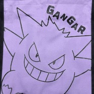 『ポケモン』折りたたみドラムバッグが、ドン・キホーテなど量販店にて発売！ピカチュウやゲンガーなど全6種、収納用ポーチ付きで便利