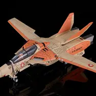 「超時空要塞マクロス」第1話にて主人公・一条輝が乗り込んだ複座型のバルキリー「VF-1D」がプラモに！予約締切迫る