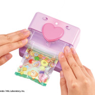 『星のカービィ』チャーム作成キットがおもちゃ大賞キャラクター部門で優秀賞！パーツをいれてパウチすることでぶにぶに触感や、シャカシャカ音を楽しめる