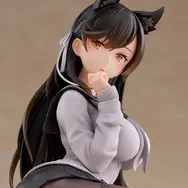 スカートから覗く黒ストッキングに包まれた太もも…！『アズレン』より「愛宕」が制服衣装「学園トロイメライ」でフィギュア化