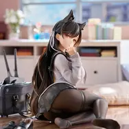 スカートから覗く黒ストッキングに包まれた太もも…！『アズレン』より「愛宕」が制服衣装「学園トロイメライ」でフィギュア化