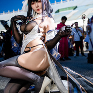 鎮海『アズールレーン』／鶴葵（X：@tsuru_Cosplay、Instagram：tsuru_cos_aoi）【台湾】