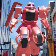 「赤いガンダム」が『機動戦士ガンダム EXVS.2 イニブ』に参戦！ジークアクスとM.A.V.戦術で攻撃、必殺技は“シイコ戦の一撃”を完全再現