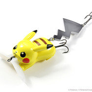 ポケモン」わざ“アイアンテール”を繰り出す「ピカチュウ」がルアーに