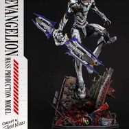 “旧エヴァのトラウマ”、「エヴァンゲリオン量産機」が約27万円の高級スタチューに―足元には弐号機が…！