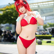 レッドフード（水着ver.）『勝利の女神:NIKKE』／僕プリ（X：@kimimo_purin）