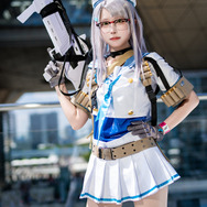 ネオン『勝利の女神:NIKKE』／reo（X：@reo_cosplay）