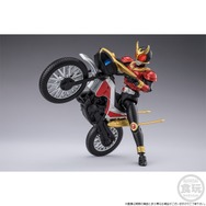 S.I.C 仮面ライダークウガ マイティフォーム＆トライチェイサー2000 仮面ライダークウガ」25周年記念としてマイティフォーム姿で立体