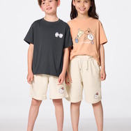GUの「ちいかわサマーコレクション」が9月5日より再販!夏休みを楽しむハチワレやうさぎのイラスト、ワンポイントアートをお洒落にデザイン
