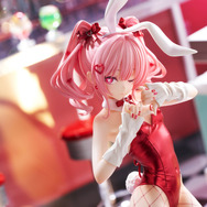 真っ赤なバニースーツにスラリと伸びた美脚！人気イラストレーターrurudo氏オリジナルキャラ「ラビ」が立体化