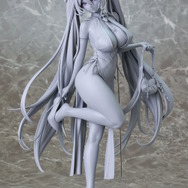 ムチムチ太ももに際どい衣装…!『アズレン』8周年リアルイベントで新作フィギュア多数展示―どれもこれもやっぱり過激