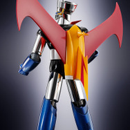 「マジンガーZ 革進」が元祖超合金を思わせる“シルバーメッキ仕様”で新登場!ロケットパンチや腹部ミサイルなどのギミックもバッチリ決まる