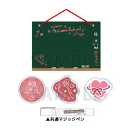 ホロライブ・赤井はあと、猫又おかゆら4名が秋らしい制服姿に!「オータムフェア in ゲーマーズ」が全国5店舗にて開催決定