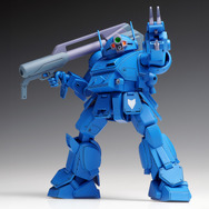 「装甲騎兵ボトムズ」より、プラモデル「ストライクドッグ［PS版］」が予約受付開始！初回限定生産版として立ちポーズの「イプシロン」フィギュアが付属