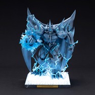『遊戯王』ラー、オシリス、オベリスクの三幻神が究極の姿で降臨！エフェクトパーツやライトアップ機能搭載専用台座、記憶石版リモコンがセットで商品化