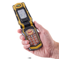 「魔法戦隊マジレンジャー」変身アイテム“マージフォン”がMEMORIAL EDITIONとして発売へ―DX版から音声や変形がアップデートされた特別仕様