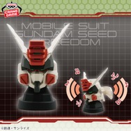 「ガンダムSEED FREEDOM」より「ストライクルージ」含む3機のヘッド型スピーカーが9月25日より展開！それぞれの特徴を再現、両サイドが左右に開く