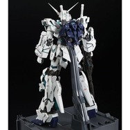 PGガンプラ2連発！「ユニコーンガンダム（最終決戦Ver.）」と「フェネクス（ナラティブVer.）」がプレバンで再販