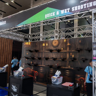 【コスプレ】『アズレン』8周年記念したお祭りが秋葉原で開催！指揮官を沸かせた美女コスプレイヤー、個性あふれる展示が最高すぎた【写真64枚】