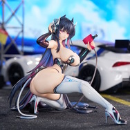 大胆すぎるレースクイーン衣装！『アズレン』より「ストラスブール」が着せ替え「謡精舞うサーキット」の姿で立体化