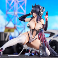 大胆すぎるレースクイーン衣装！『アズレン』より「ストラスブール」が着せ替え「謡精舞うサーキット」の姿で立体化