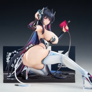 大胆すぎるレースクイーン衣装！『アズレン』より「ストラスブール」が着せ替え「謡精舞うサーキット」の姿で立体化