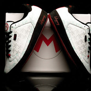 マリオブランドのスニーカーが「Run Athletics」から登場