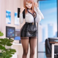 ムチムチの太ももとタイツに視線が…『勝利の女神：NIKKE』エマがコスチューム「オフィスセラピー」姿でフィギュア化