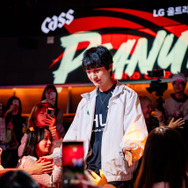 LCKの王子、Peanutが今シーズン終了後に兵役へ行くことを明らかに―「LoL Park」最後の試合では現場のスタッフ全員に差し入れも