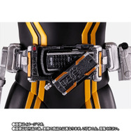 「仮面ライダー555」より、真骨彫製法「仮面ライダーカイザ」が2次予約受付実施！「カイザギア」各種の充実オプションで劇中再現