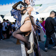 鎮海『アズールレーン』／鶴葵（X：@tsuru_Cosplay、Instagram：tsuru_cos_aoi）【台湾】