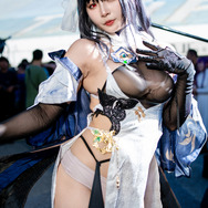 鎮海『アズールレーン』／鶴葵（X：@tsuru_Cosplay、Instagram：tsuru_cos_aoi）【台湾】