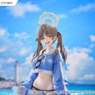 『ブルアカ』から「モエ(水着)」フィギュアが予約受付開始！リアルなシワ表現を施したジャケットなど、魅力を丹念に再現