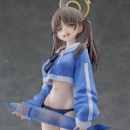 『ブルアカ』から「モエ(水着)」フィギュアが予約受付開始！リアルなシワ表現を施したジャケットなど、魅力を丹念に再現