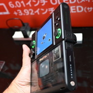 変態すぎるAndroid携帯ゲーム機がTGS2025会場で触れるぞ！！変形構造で２画面OLEDを持つ「ONEXSUGAR SUGAR1」【TGS2025】