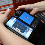 変態すぎるAndroid携帯ゲーム機がTGS2025会場で触れるぞ！！変形構造で２画面OLEDを持つ「ONEXSUGAR SUGAR1」【TGS2025】