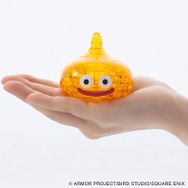 『ドラクエ』透明ピースを組みあげると輝く「スライム」が完成！メタルスライム含む全3種の美しすぎる立体ジグソーパズルが予約受付中