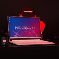 NEXTGEAR新製品発表で開発中の変わり種ケースにびっくり。スモークとクリアを切り替えられるピラーレス―お得な期間限定クーポンも配布中【TGS2025】